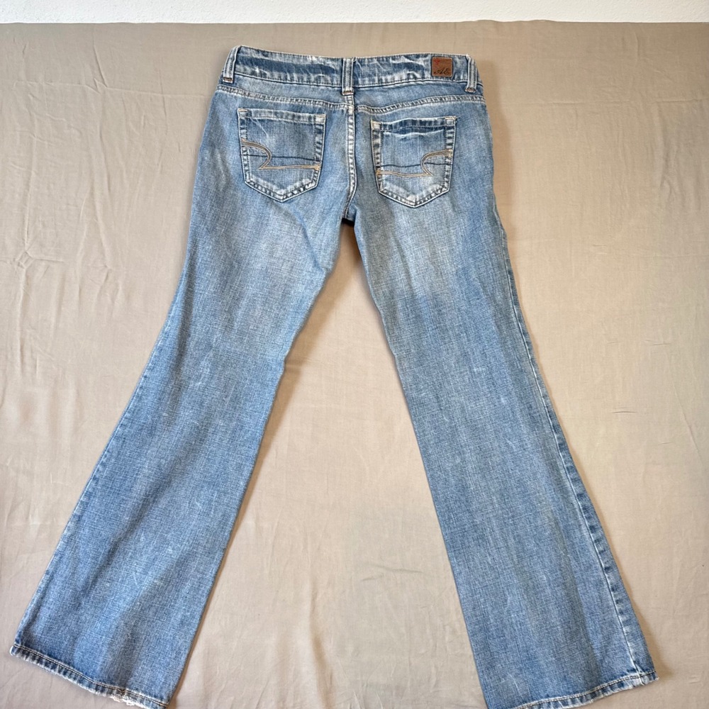 American Eagle Womens Blue Low Rise Flare Leg Denim Jeans Size 4 Regular - Picture 2 of 13